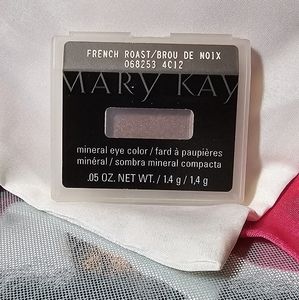 NEW! Mary Kay eyeshadow